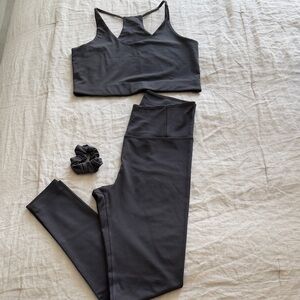 Girlfriend Collective Gray Sports Bra Leggings Scrunchie Set Float Fabric NWOT